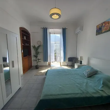 Apartment Tora *
