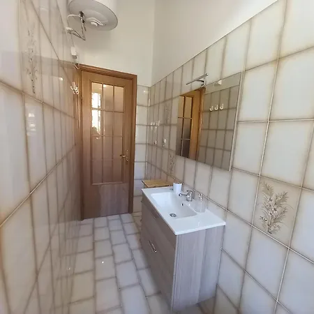 Апартаменты Tora